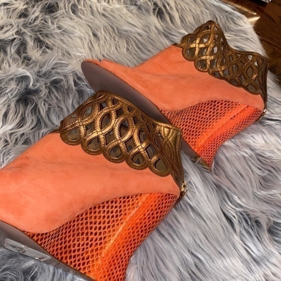 Elie Tahari US-9 open toe ankle boots fashion vibes (no box) New - Picture 3 of 11